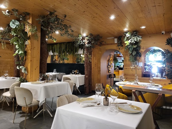 Restaurante Vuelve Carolina 5