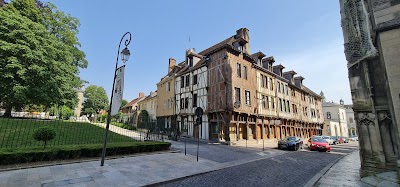 Troyes