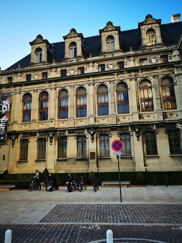 Troyes 3