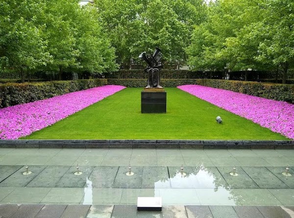 Jing'an Sculpture Park 3