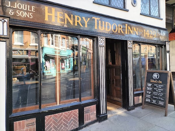 Henry Tudor Inn 5