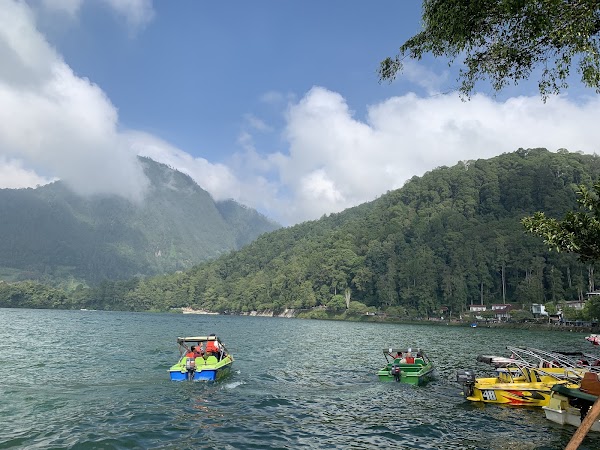 Sarangan Lake 1