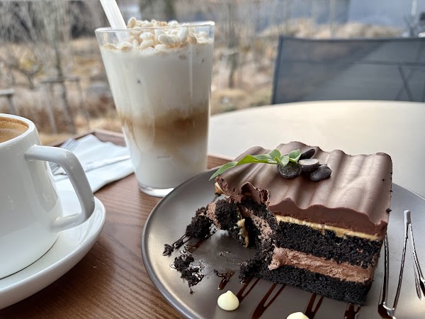 Cafe Sicha 3