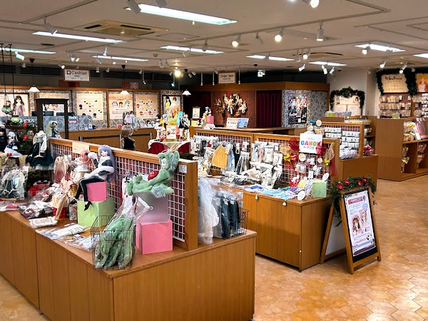 VOLKS Osaka Showroom / Doll Point osaka 3