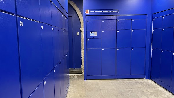 Bounce Luggage Storage - 24/7 lockers - Praça do Comércio 5