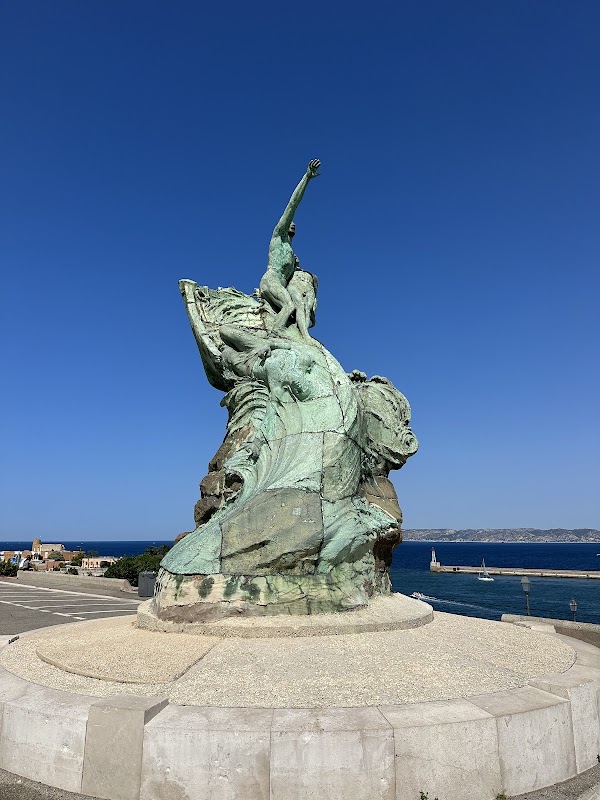 Monument aux héros et victimes de la mer