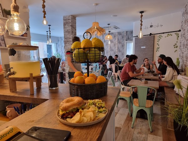 MOKAMBO Alfalfa I Brunch Sevilla