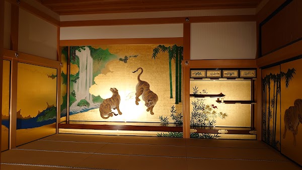 Nagoya Castle 5