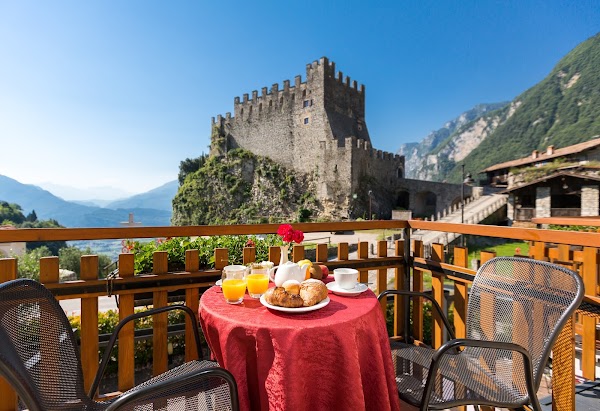 Ristorante Antica Croce - Carne Salada e piatti tipici - autentica cucina tradizionale di Tenno 1