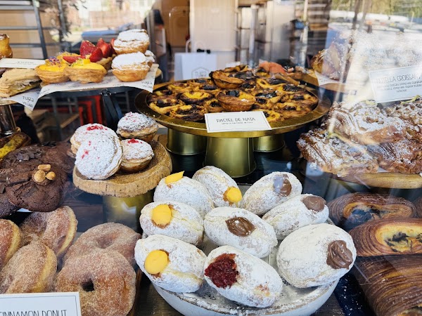 Tuga Pastries 4