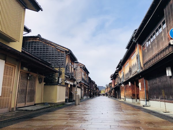 Higashi Chaya District 5