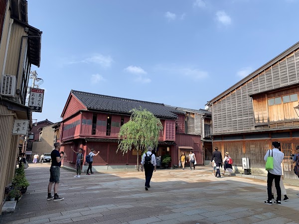 Higashi Chaya District 2