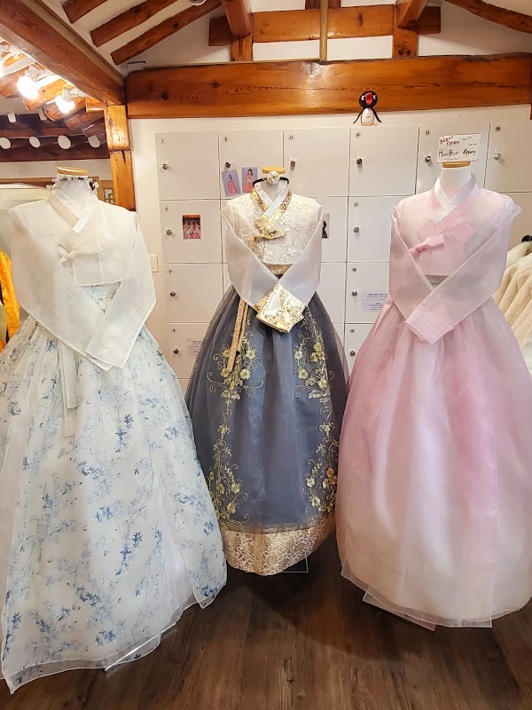 한복 궁(Hanbok Gung / Hanbok Rental)