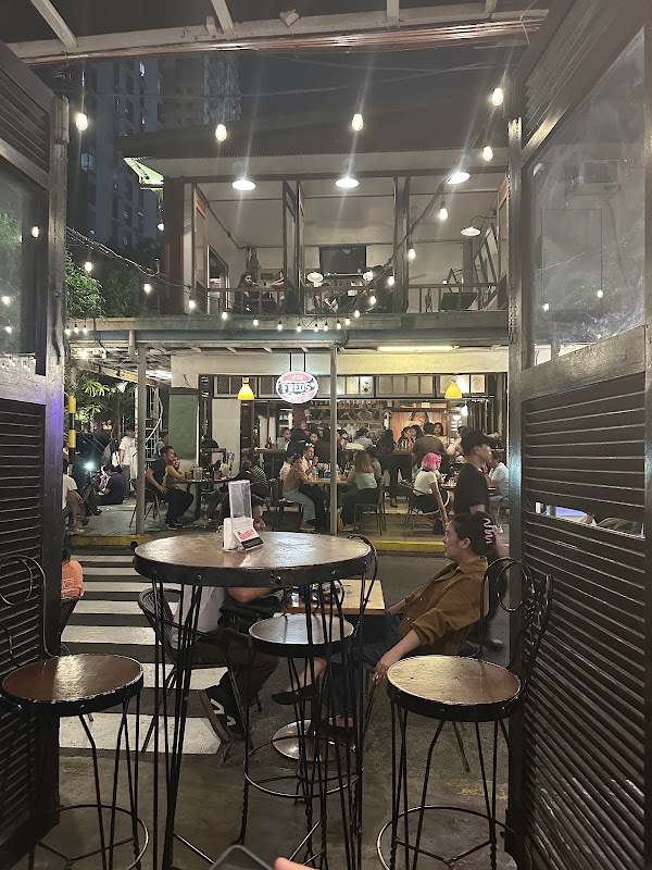 Fred's Revolucion Cubao X 2