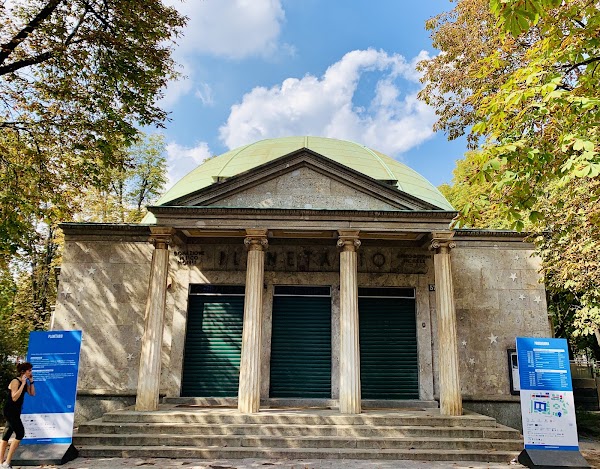 Civico Planetario Ulrico Hoepli 5