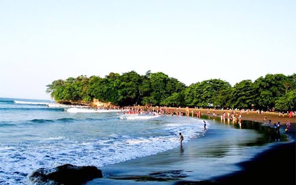 Batukaras Beach