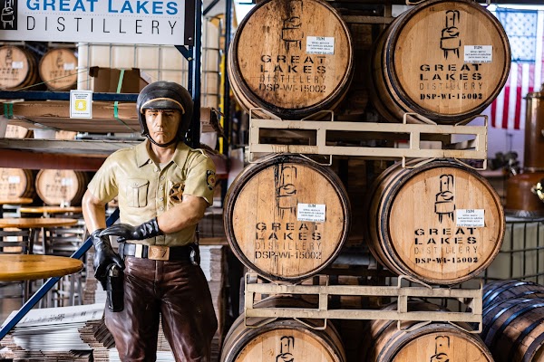 Great Lakes Distillery & Tasting Room 1