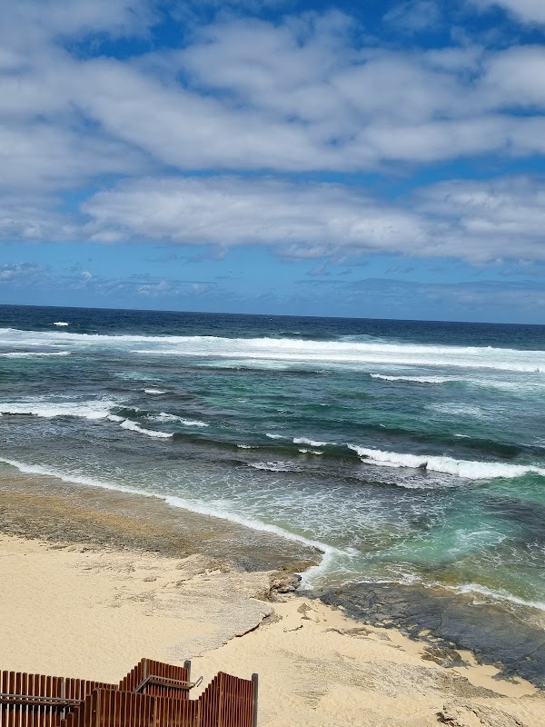 Surfers Point 5