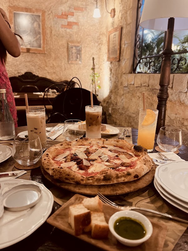 L'Osteria Pizza e Cucina Uluwatu 3
