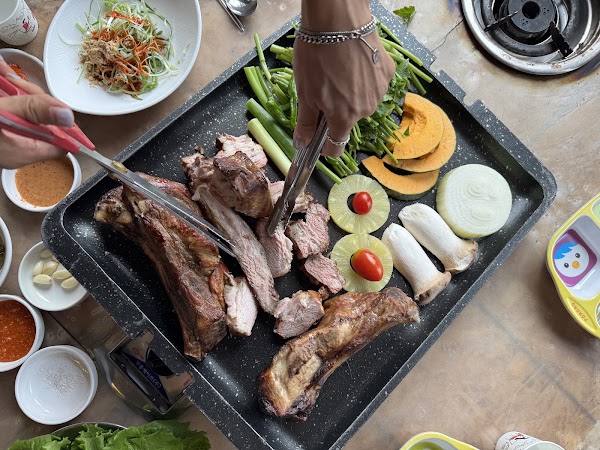 Daddy's Barbeque 2