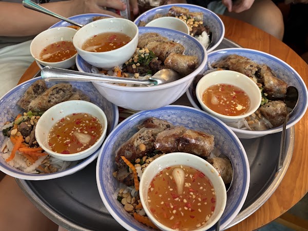 Bún Thịt Nướng Chả Giò - Nguyễn Trung Trực 3