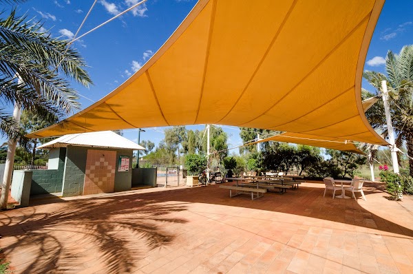 Ayers Rock Campground 3