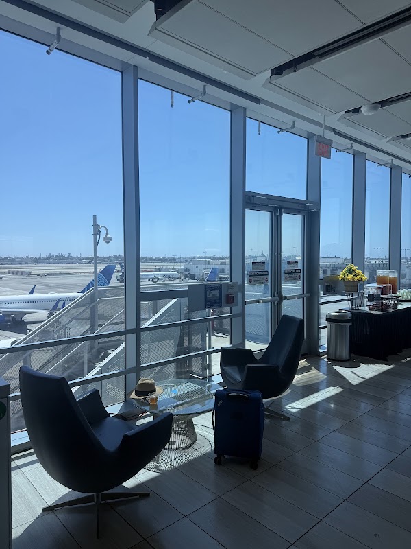 United Club Lounge 1