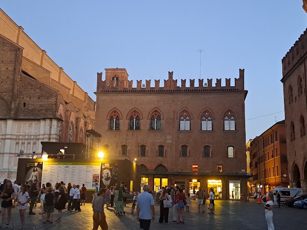 Fontana del Nettuno 3