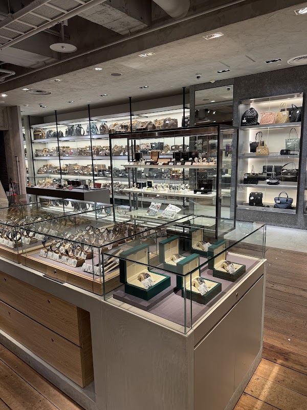 BRAND SHOP LIPS SAPPORO PARCO 3