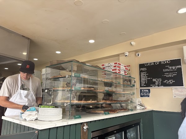 Lucia Pizza Of SoHo 2