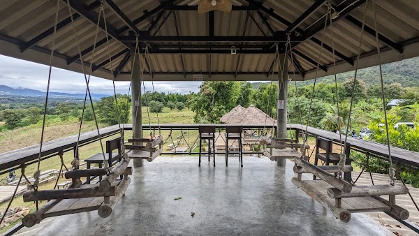 Two Huts Pai