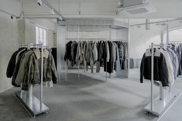 INSILENCE SEONGSU FLAGSHIP STORE 4