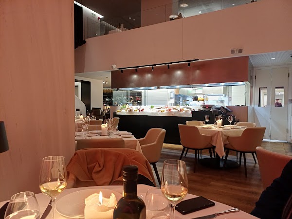 Milos Restaurant 2
