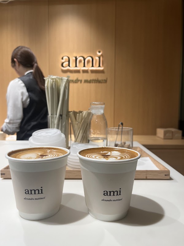 Le Café Ami