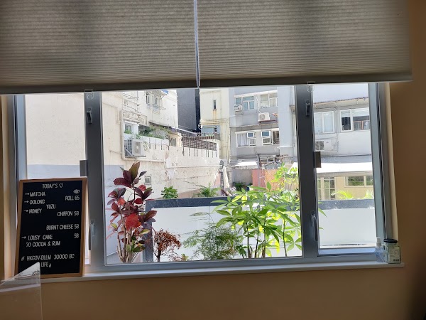 life? coffee and cakes (不定時營業,開門時間參考IG notice📍