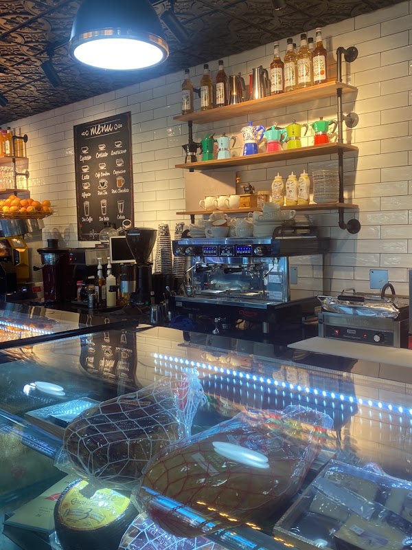 Vintage Auto Spa & Bistro Cafe 3