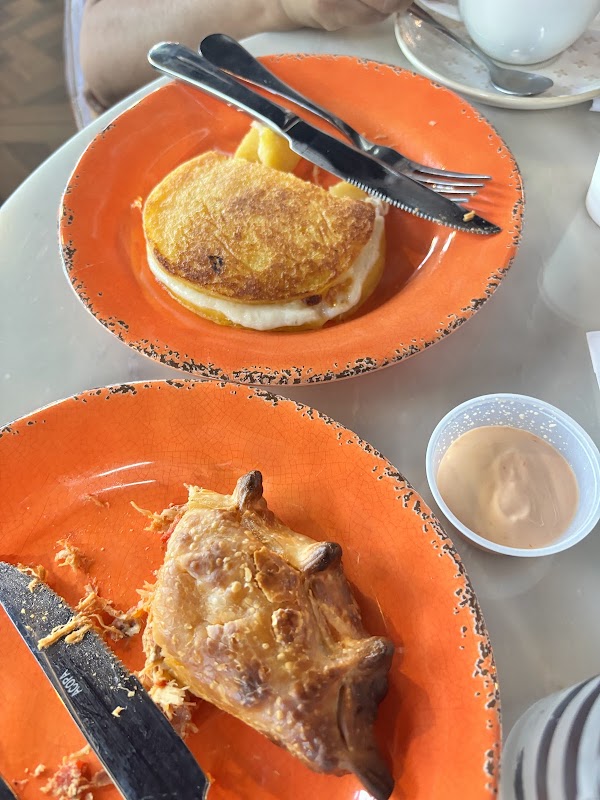 Vintage Auto Spa & Bistro Cafe 2