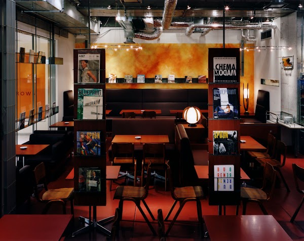 café & books bibliothèque Osaka Umeda