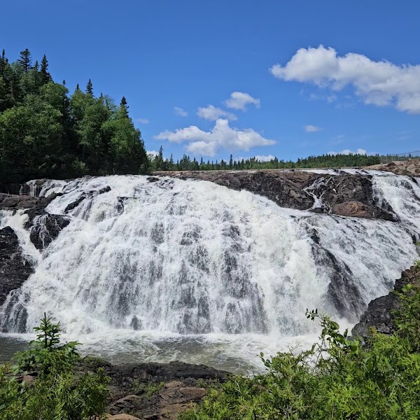 Scenic Magpie High Falls