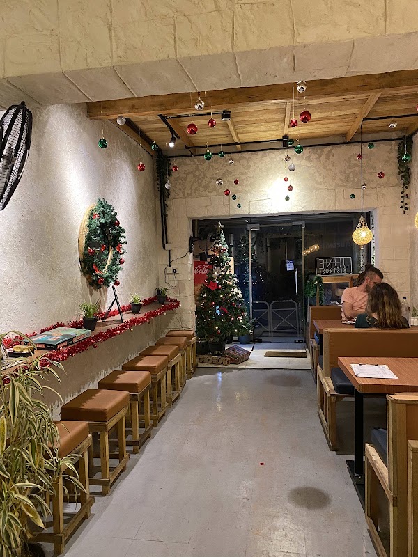 June Bistro - Cafe & Restaurant