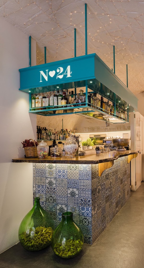N24 Bar à Vin - con cucina 1