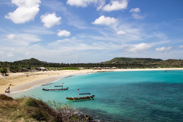 Pantai Aan 1