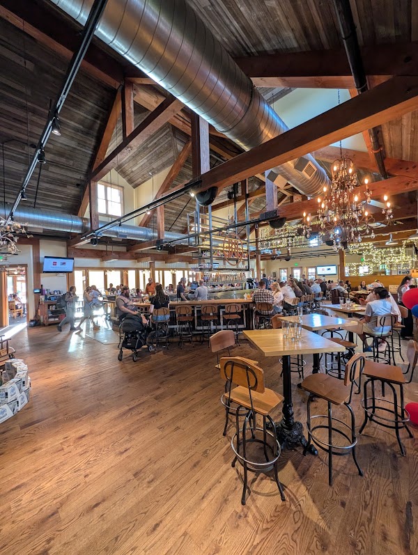Farm House Restaurant at Breckenridge Brewery 3