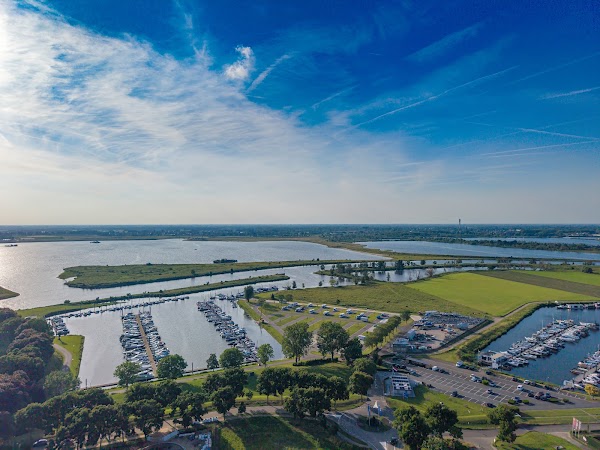 Stevensweert Marina BV 1