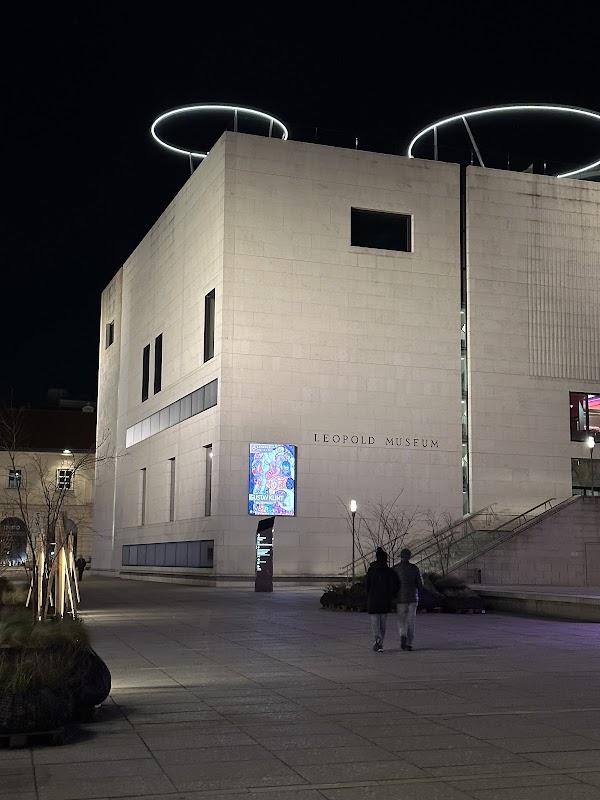 Museumsplatz 1