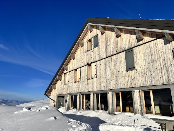 Refuge de la Pointe Percée