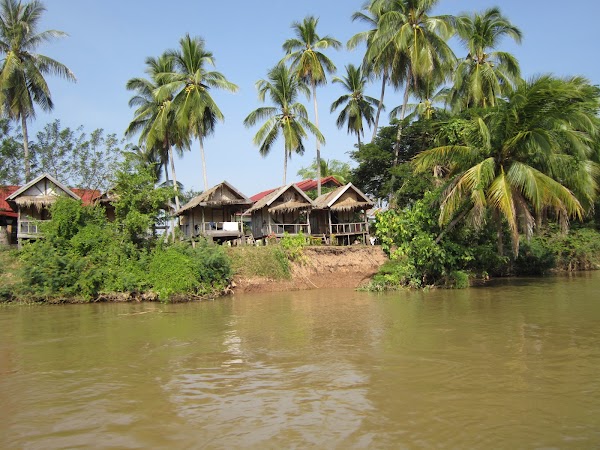 Don Khong