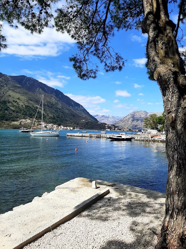 Dobrota Riva - Promenada