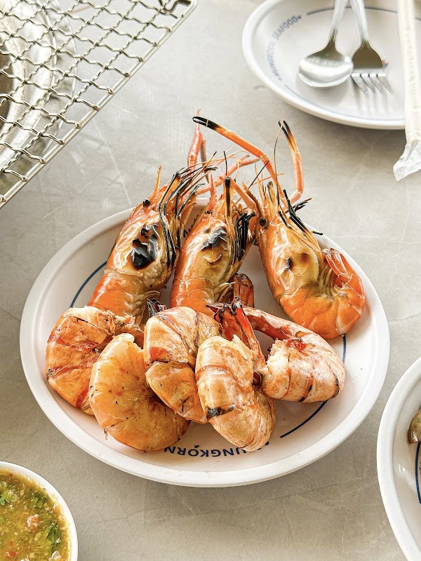 Mungkorn Seafood Buffet & Fish Market 3