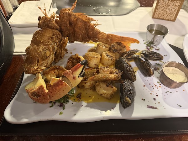 Caramba Restaurant & Bar 4